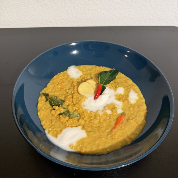 Dal mit Kokos und Zitronengras