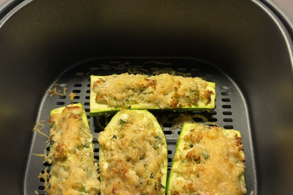Gefüllte Zucchetti mit Feta